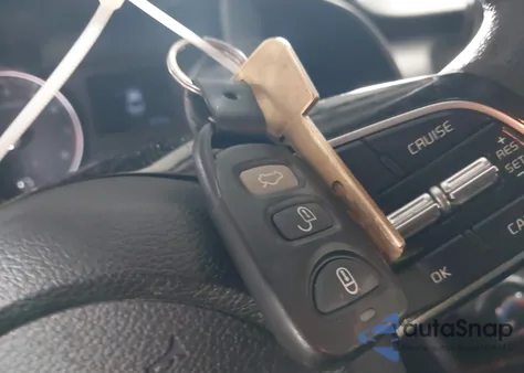 2021 Kia Forte Lxs из США, поврежденный, VIN 3KPF24AD4ME272223